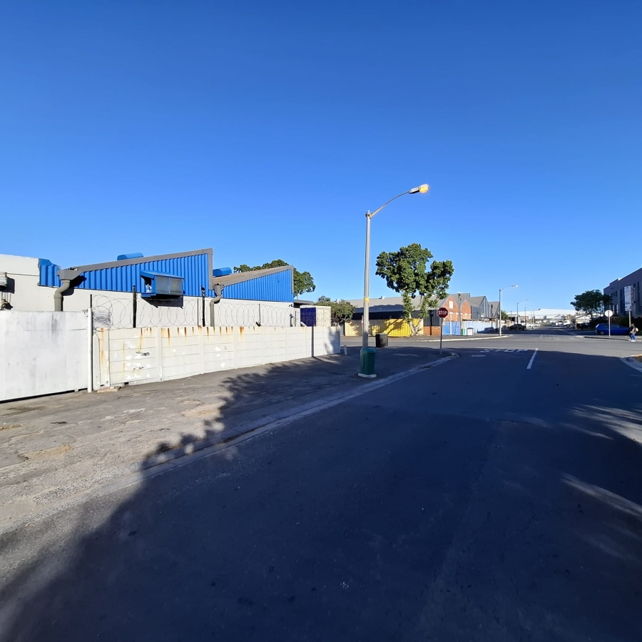 Commercial Property for Sale in Triangle Farm Western Cape